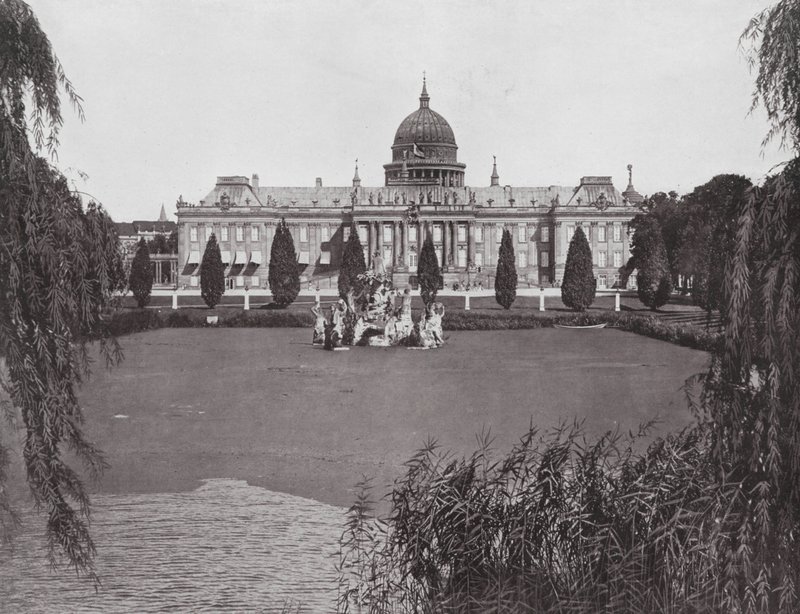 Potsdam, Palazzo della Città e Fontana di Nettuno (foto b/n) da German Photographer