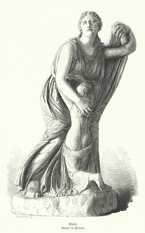 Statua di Niobe che protegge uno dei suoi figli da Artemide e Apollo da German School