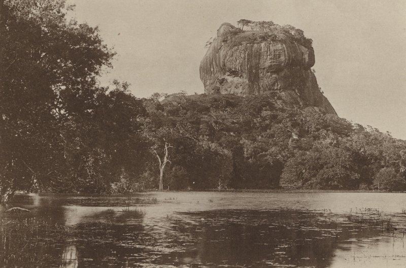 Città rovinate di Ceylon: Sigiri da Henry W. Cave