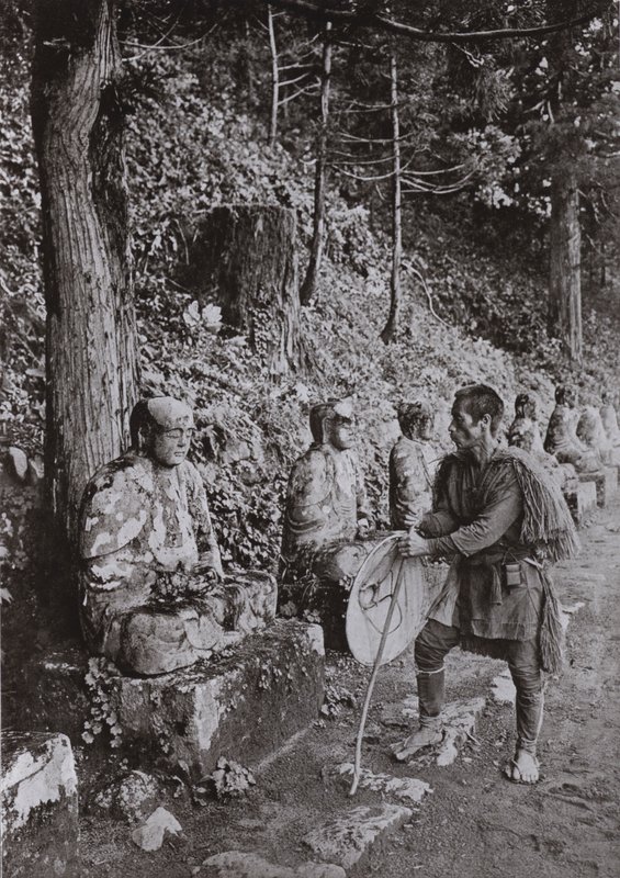 Meditazione, uno studio a Gamman-ga-Fuchi, Nikko da Herbert Ponting