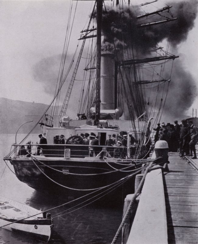 "La piccola nave lasciò Port Chalmers nell