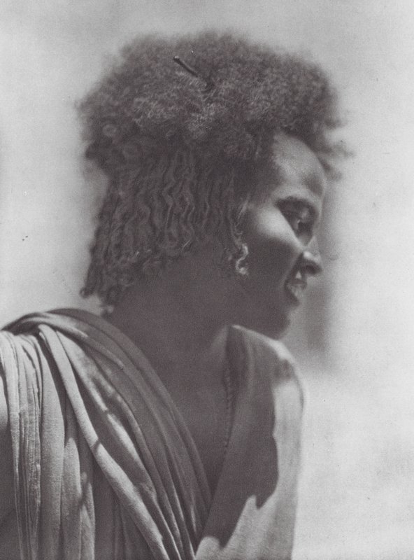 Africa: Giovane Hadendoa, Sudan orientale da Hugo Adolf Bernatzik