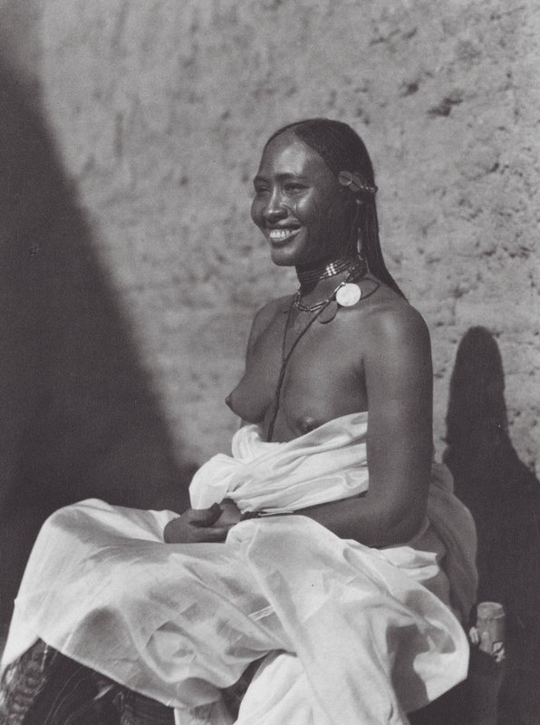 Africa: Donna sudanese di Omdurman da Hugo Adolf Bernatzik