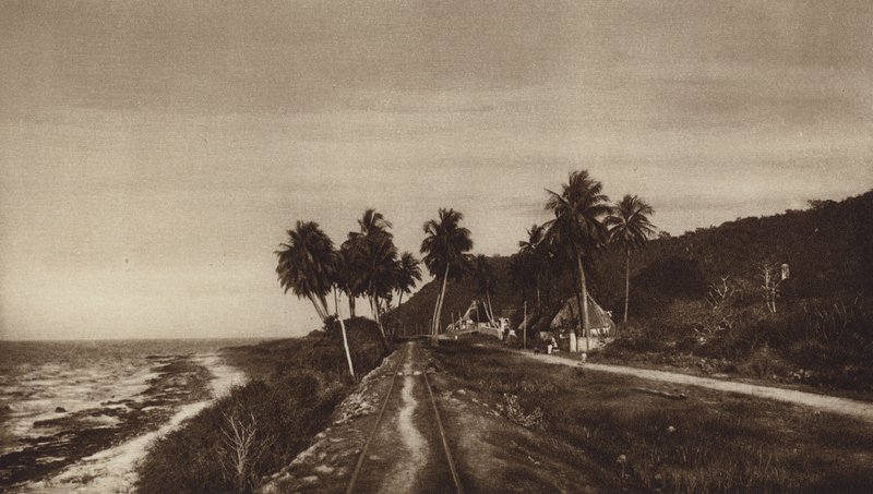 Messico: Campeche, Calle por Lerma (foto b/n) da Hugo Brehme