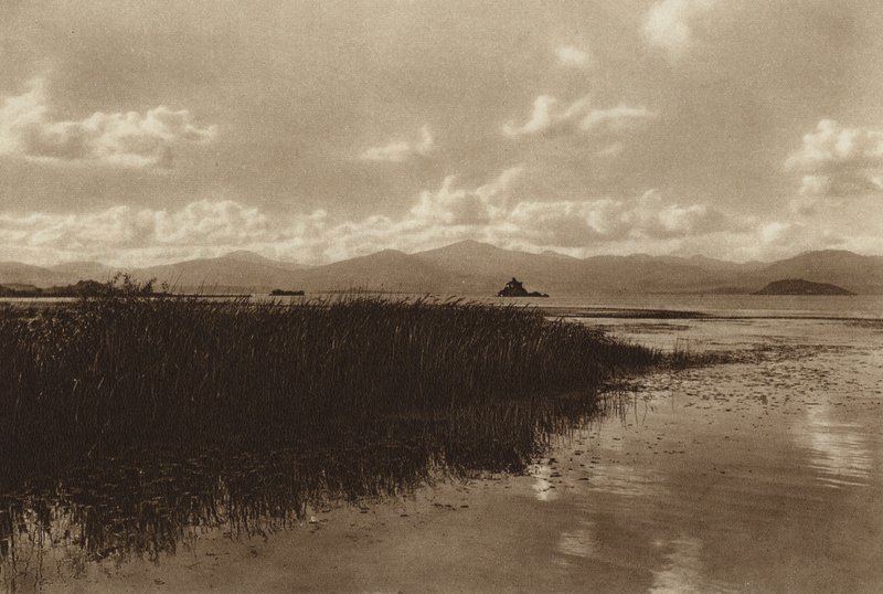 Messico: Laguna de Patzcuaro (foto b/n) da Hugo Brehme