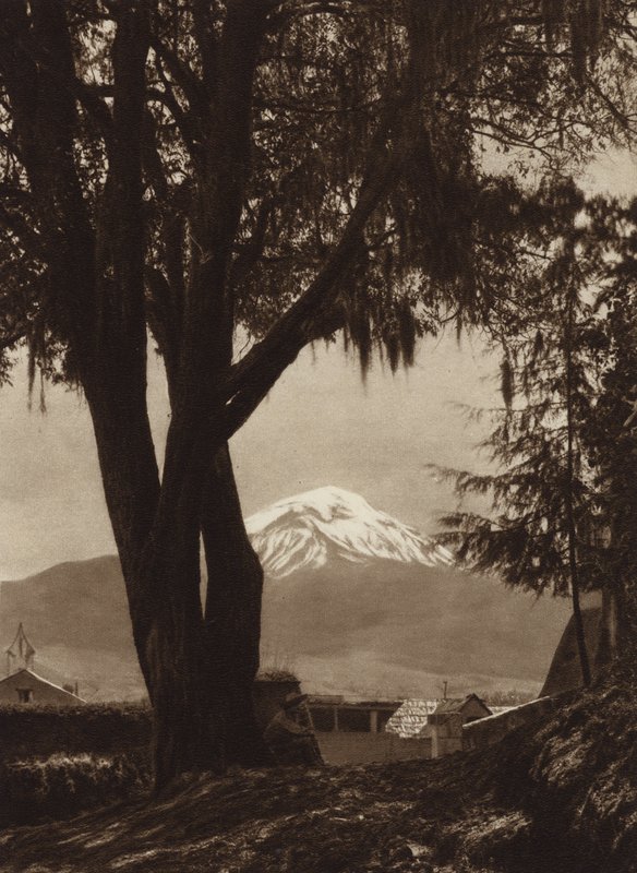Messico: Popocatepetl, visto da Amecameca (foto b/n) da Hugo Brehme