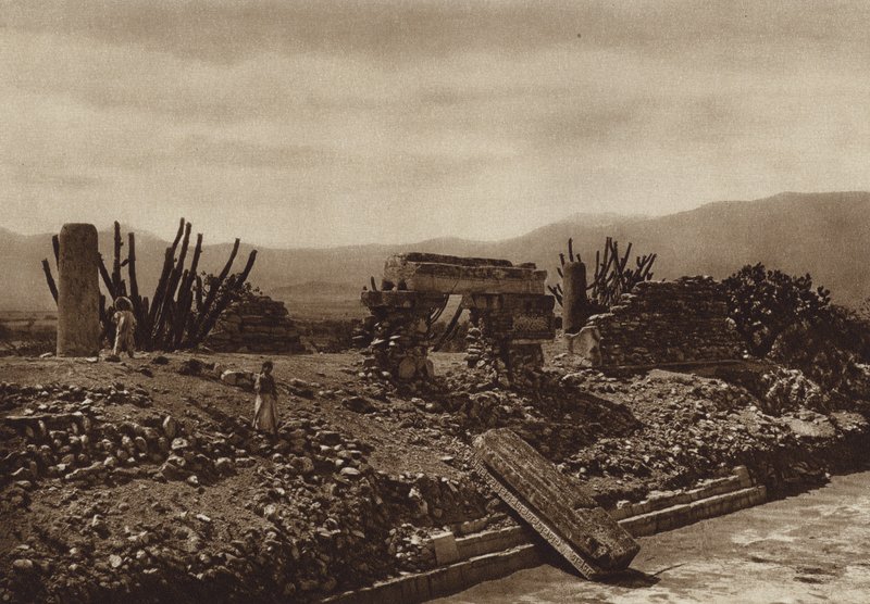 Messico: Rovine di Mitla, Stato di Oaxaca (foto b/n) da Hugo Brehme
