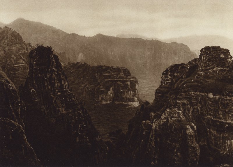 Messico: Tepoztlan, Stato di Morelos (foto b/n) da Hugo Brehme