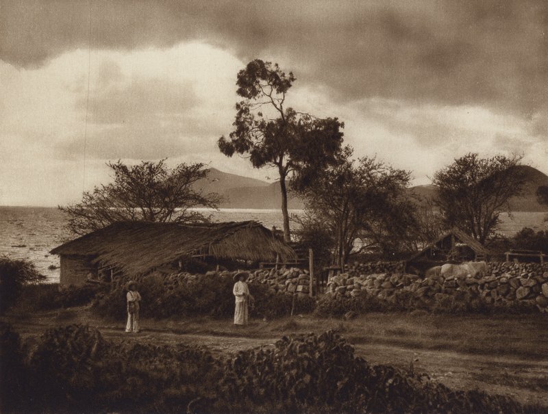 Messico: vista sul lago Chapala (foto b/n) da Hugo Brehme
