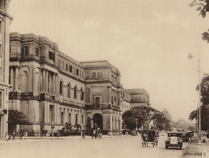 Il Museo Indiano e Chowringhee Road guardando verso sud (foto b/n) da Indian photographer