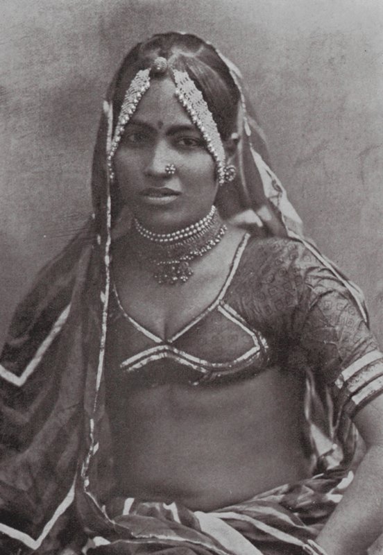 Bombay / Mumbai: una signora Marwar (foto b/n) da Indian photographer