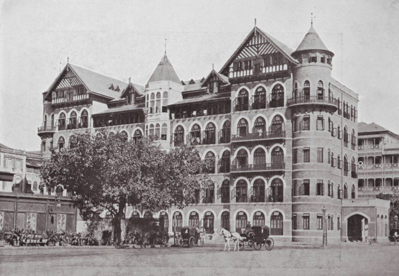 Bombay / Mumbai: le camere residenziali del Royal Bombay Yacht Club (foto b/n) da Indian photographer