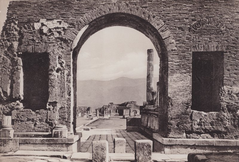 Arco di Nerone da Italian Photographer