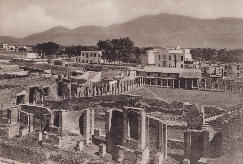 Caserma Dei Gladiatori Con Panorama, La Scuola di Scherma da Italian Photographer