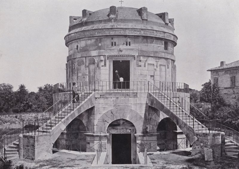 Italia: Tomba di Teodorico, Ravenna da Italian Photographer