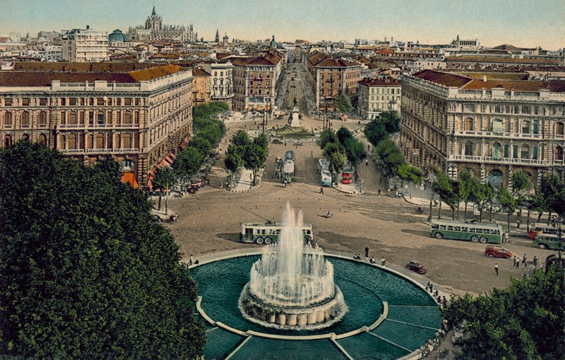 Milano / Milan: Panorama dal Castello (colour photo) da Italian Photographer