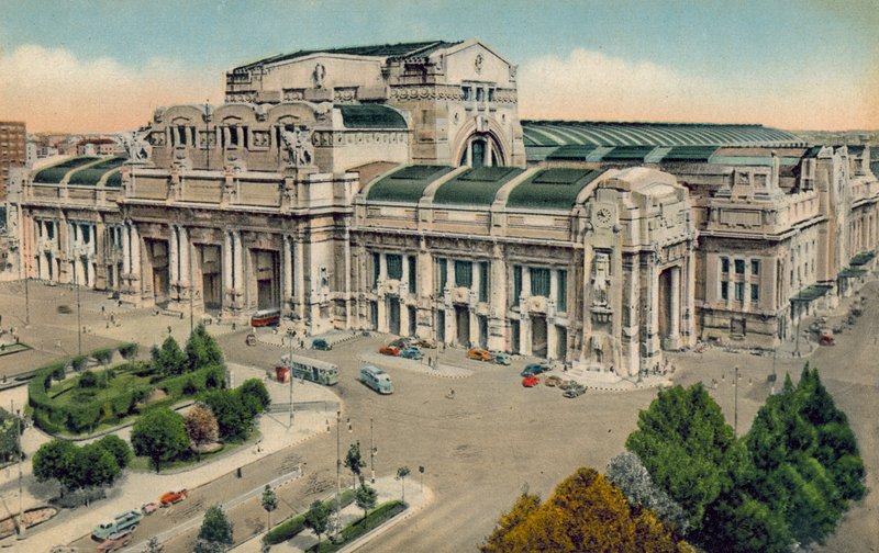 Milano / Milan: Stazione Centrale (colour photo) da Italian Photographer