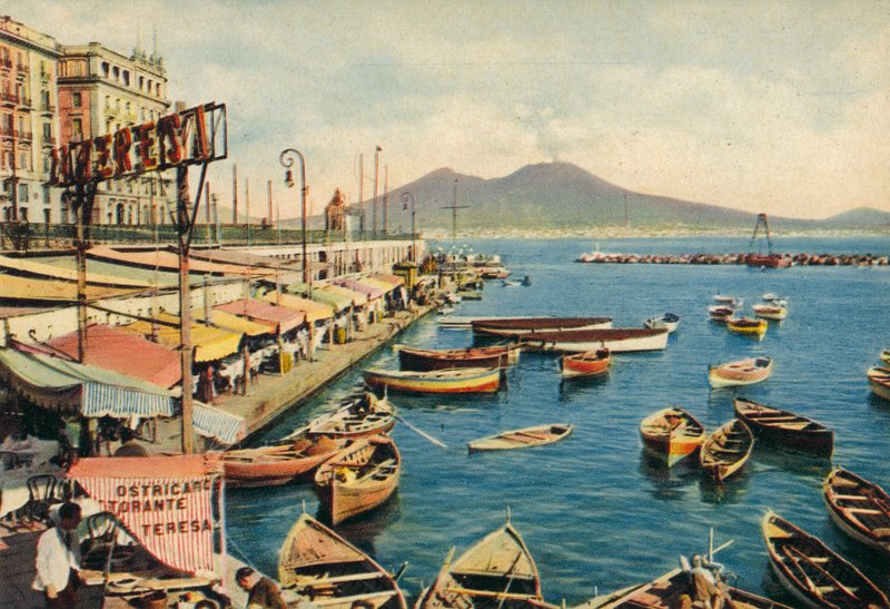 Napoli / Naples: Santa Lucia col Vesuvio (coloured photo) da Italian Photographer