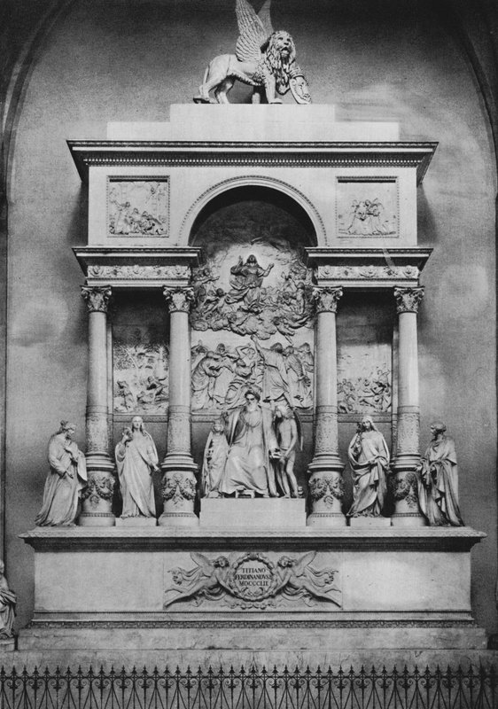 Venezia, Monumento a Tiziano Vecellio da Italian Photographer