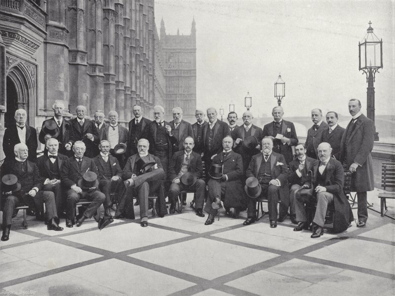 Gruppo di Pari e Comuni da J. Benjamin Stone