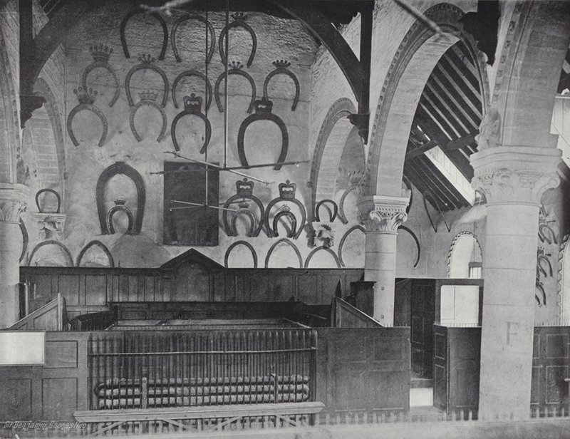 Tributi a ferro di cavallo nel Castello di Oakham da J. Benjamin Stone