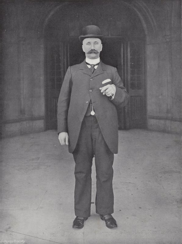 Mr. Richard Bell da J. Benjamin Stone
