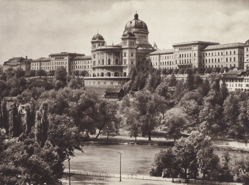 Svizzera: Berna, il Palazzo Federale Svizzero da Jean Gaberell