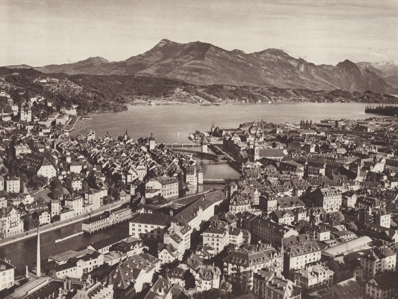 Svizzera: Lucerna, dal Gutsch, verso il Lago e il Rigi da Jean Gaberell