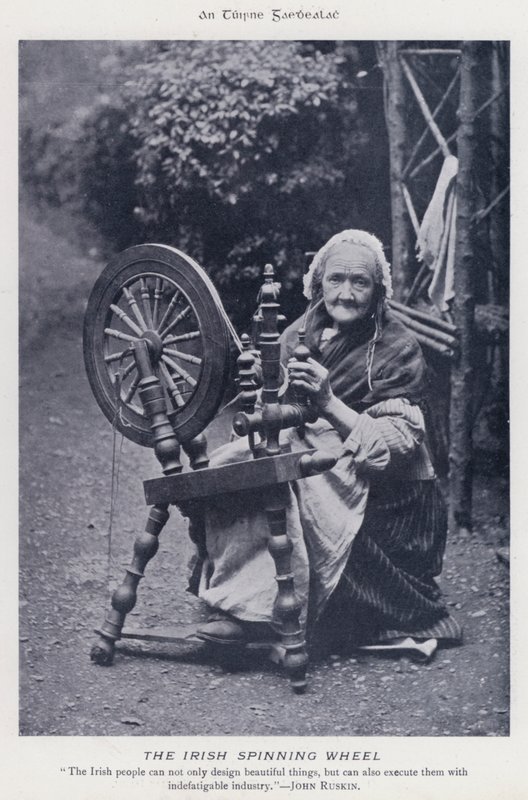 La ruota da filare irlandese (foto in b/n) da Karl Karlovich Piratsky