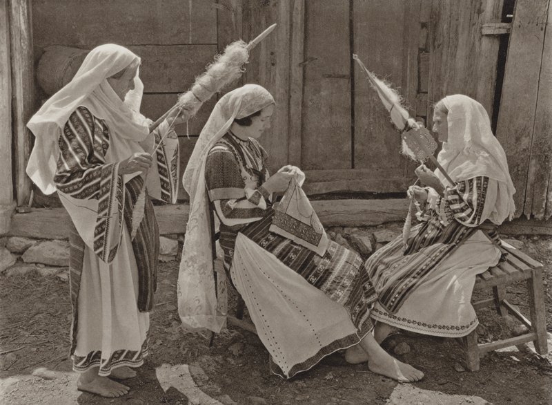 Romania: Tismana, filatrici da Kurt Hielscher
