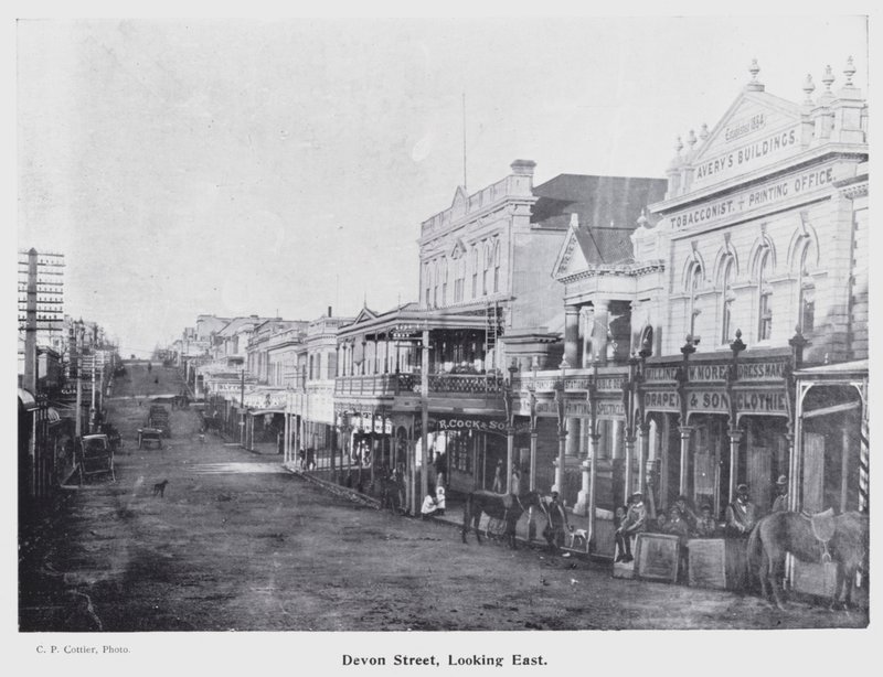 New Plymouth, Nuova Zelanda: Devon Street, Guardando a Est da New Zealand Photographer