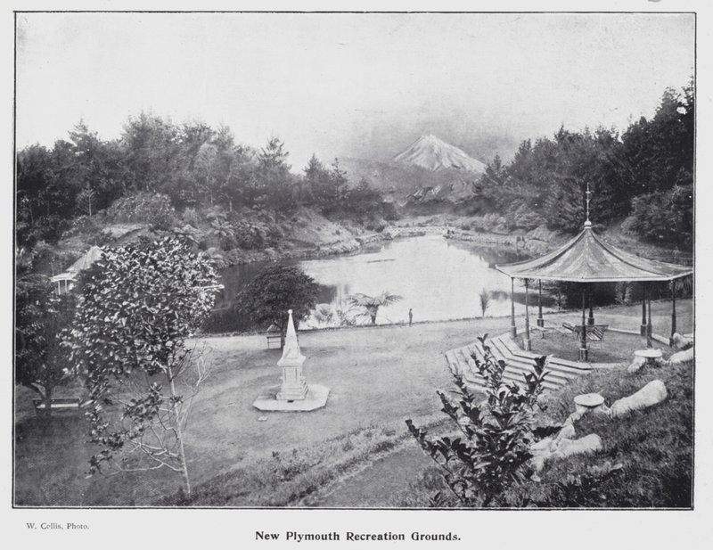 New Plymouth, Nuova Zelanda: New Plymouth Recreation Grounds da New Zealand Photographer