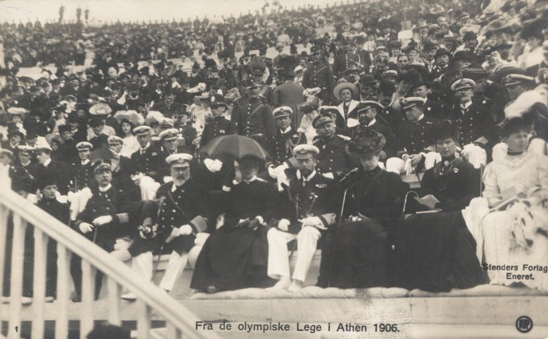 Dignitari che guardano i Giochi Olimpici del 1906, Atene da Norwegian Photographer