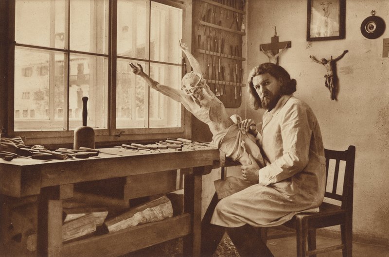 Laboratorio di intagliatori a Oberammergau, Alois Lang, il rappresentante di Cristo nel Passions Play 1930 da Otto Ballerstedt