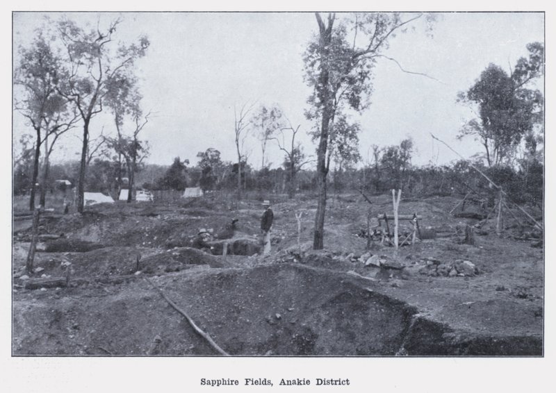Campi di zaffiri, distretto di Anakie da Photographer Australian