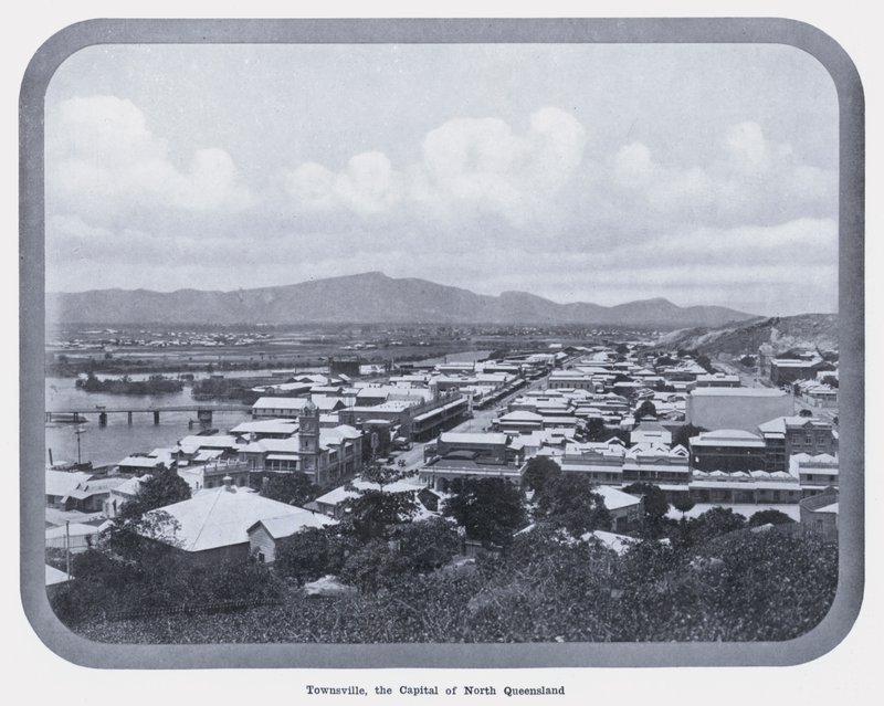 Townsville, la capitale del Queensland settentrionale da Photographer Australian
