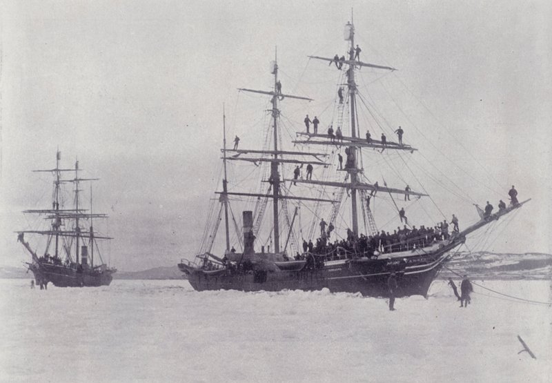 Canada: Navi da caccia alle foche nel ghiaccio da Photographer Canadian