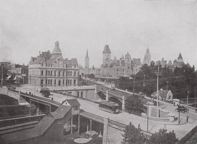 Ponti Dufferin e Sappers, Ufficio Postale e Edifici del Parlamento, Ottawa da Photographer Canadian