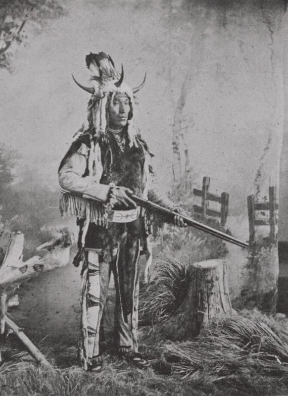 Indiano Stony in costume da guerra da Photographer Canadian
