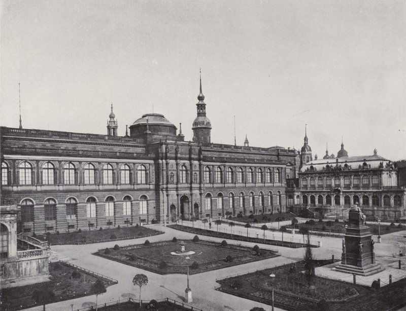 Galleria Reale di Dipinti, vista dallo Zwinger da Photographer German