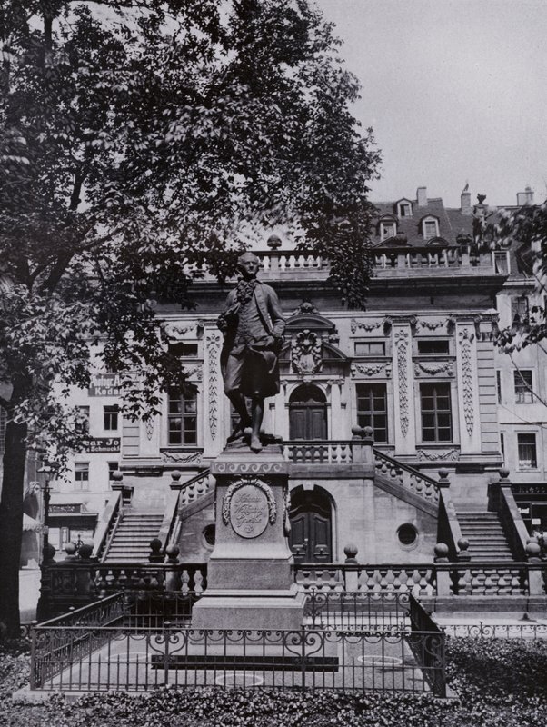 Lipsia: Monumento a Goethe sul Naschmarkt da Photographer German