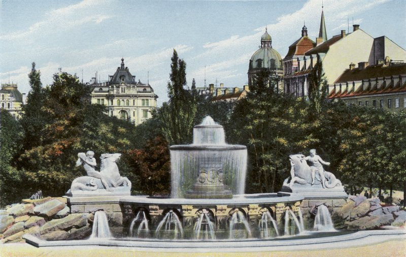 Monaco: Wittelsbacher-Brunnen da Photographer German