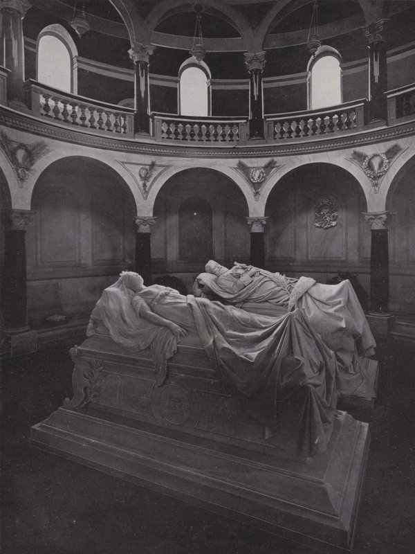 Potsdam, Chiesa della Pace, Mausoleo con sarcofagi dell