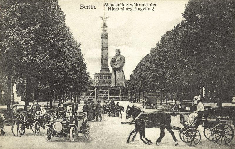 Il Ferro Hindenburg, Berlino da Photographer German