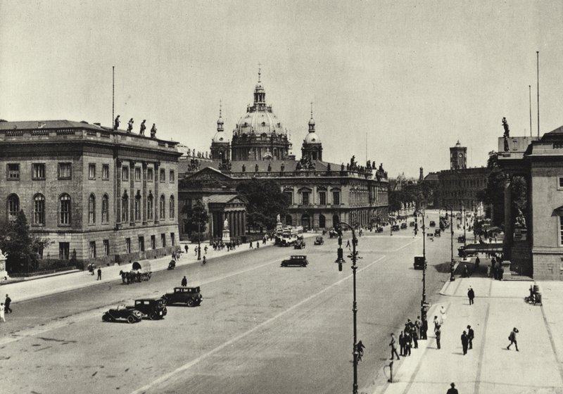 Berlino: Blick zum Schloss da Sasha Stone