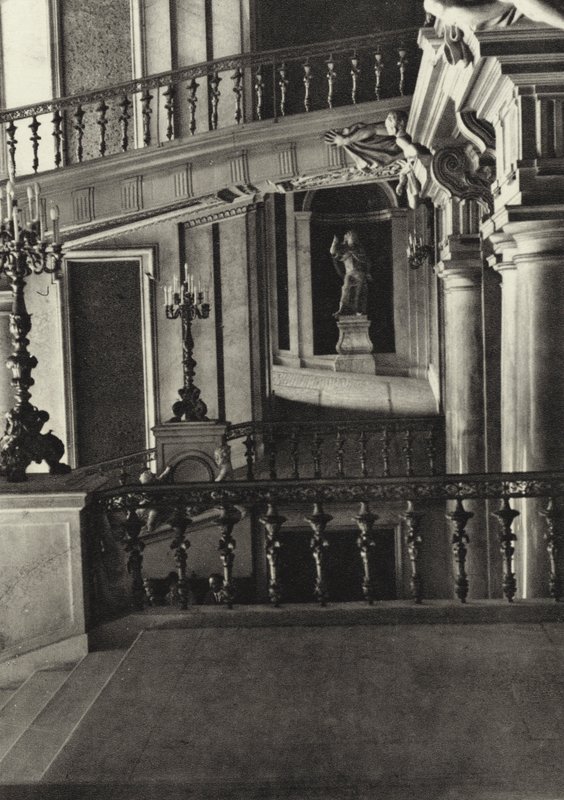 Berlino: Das Schloss, Stiege von Schluter (foto in bianco e nero) da Sasha Stone