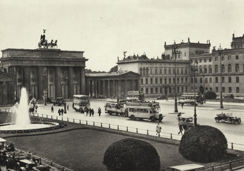 Berlino: Pariser Platz da Sasha Stone