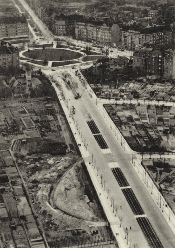Berlino: Reichsstrasse, Reichskanzlerplatz da Sasha Stone