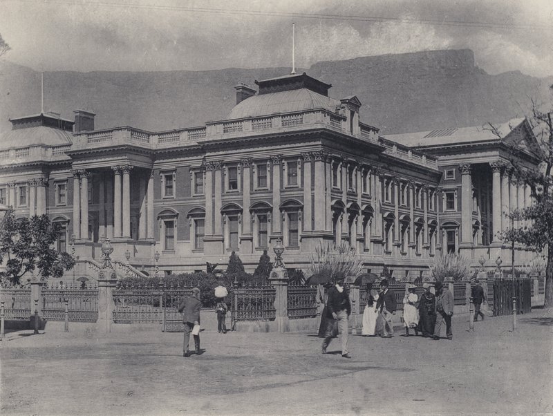 Palazzo del Parlamento, Città del Capo (foto in bianco e nero) da South African Photographer