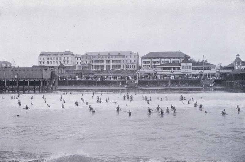 Ocean Beach, Durban da South African Photographer